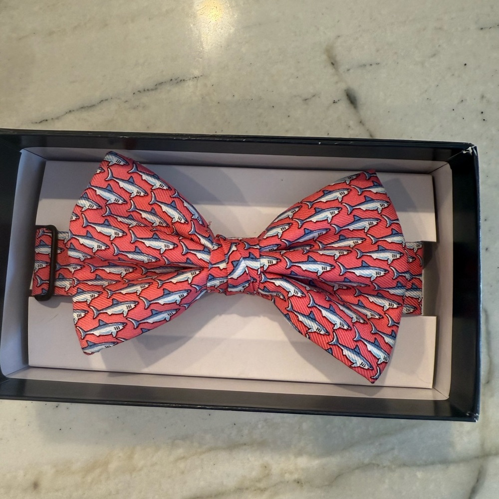 Vineyard Vines Pink and White Shark Bow Tie